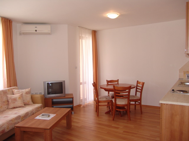 - Kasandra - 1-bedroom apartment
