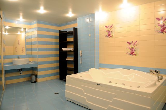 Park Hotel Gardenia - apartment with whirlpool bath